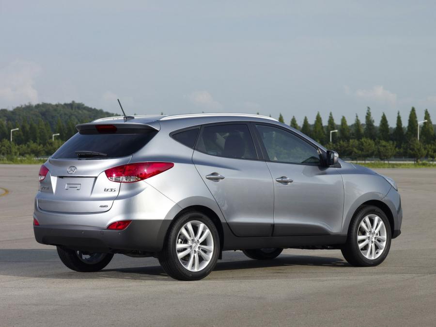  Hyundai ix35 2010 года  (фото 94 из 114)